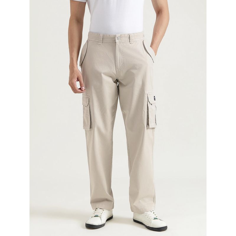 United Colors of Benetton Men Off White Solid Straight Fit Cargo (30)