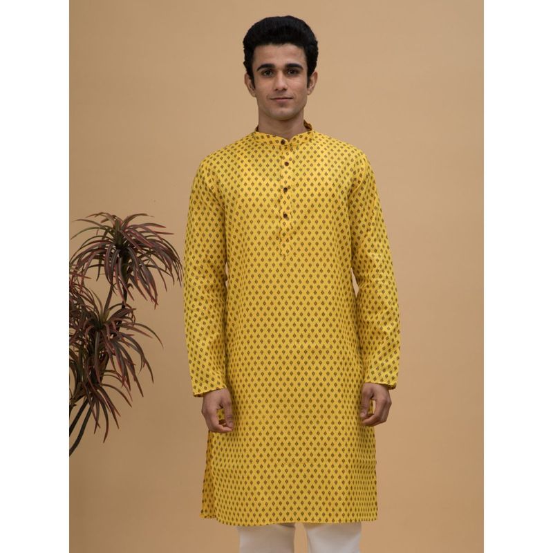 NEUDIS Men Yellow Printed Cotton Long Kurta (36)