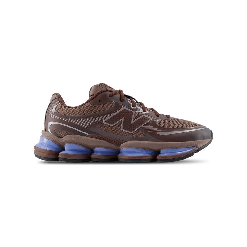 New Balance Unisex 2000 Sneakers (UK 8)