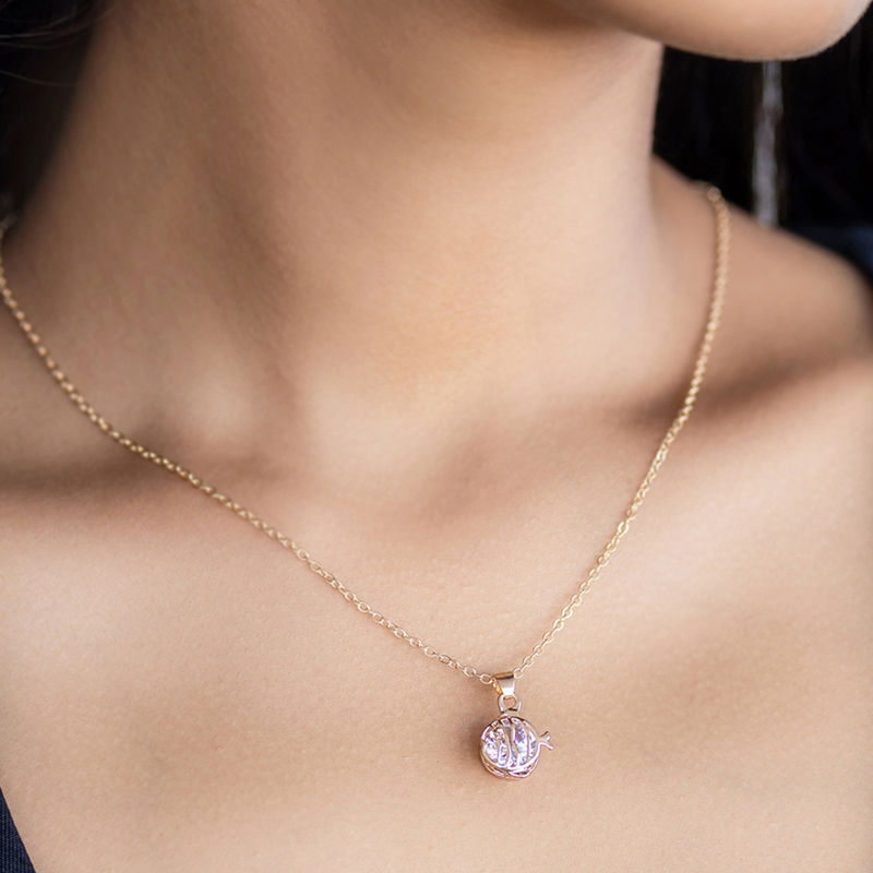 One stone sales gold pendant