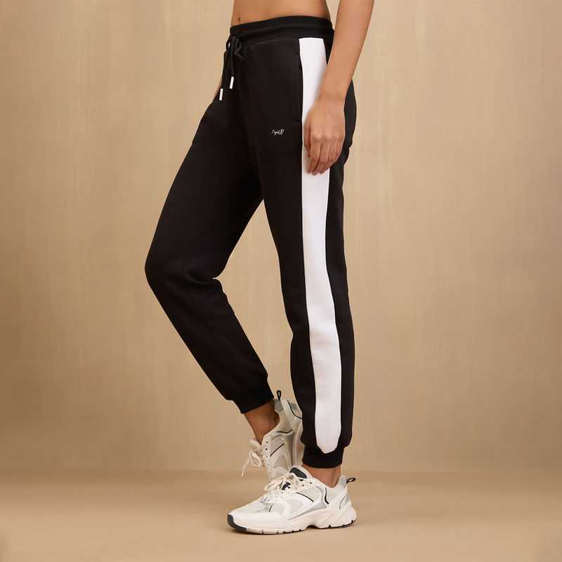 NYKD By Nykaa Cozy Fleece Joggers -NYLE501-Jet Black (M)