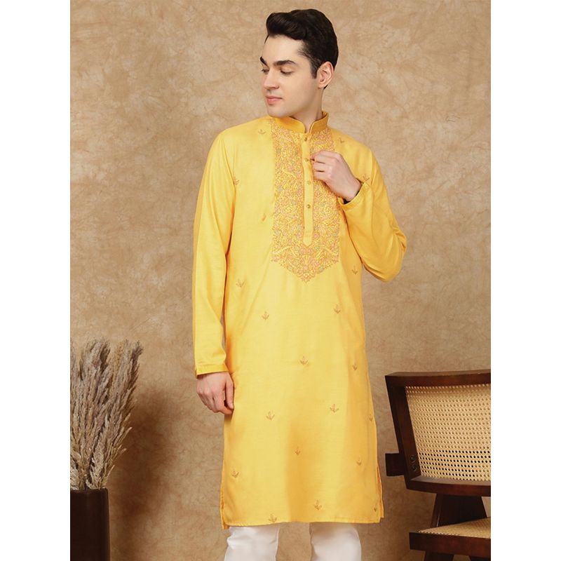 Sanwara Men's Yellow Festive Silk Embroidered Kurta (M)