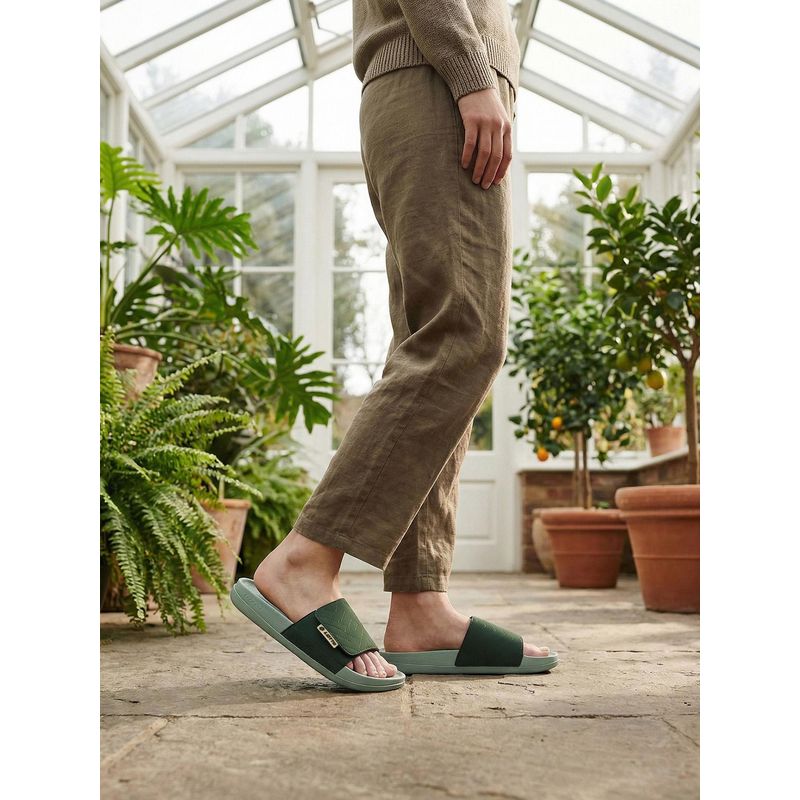 LOTTO Enduro - Matcha Green Sliders For Men (UK 6)