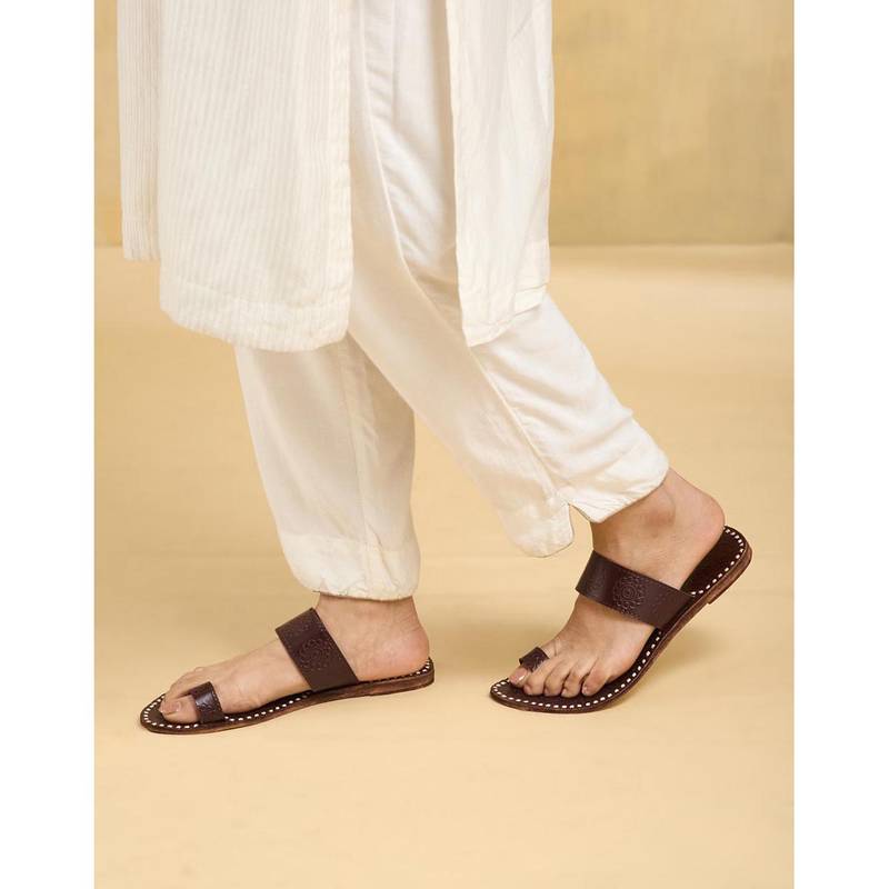 Fabindia Brown Leather Kolhapuris (UK 7)