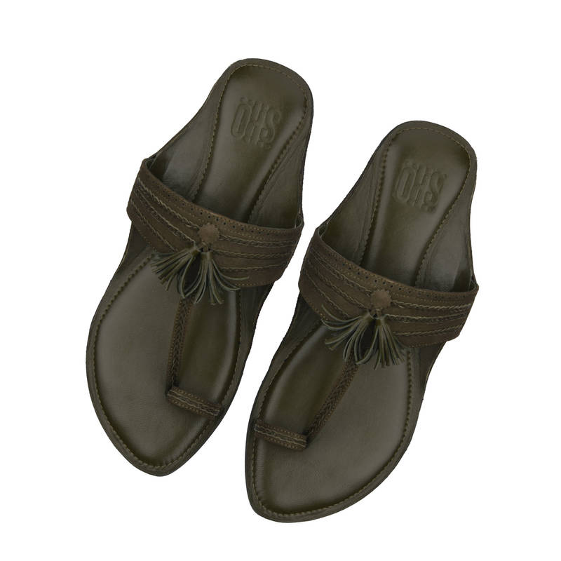 SKO Men Green Braided Kolhapuri Slippers (EURO 40)