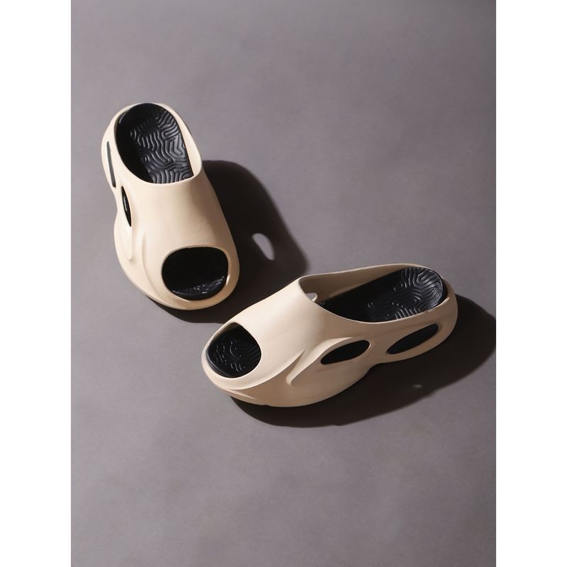 Truffle Collection Beige Solid Flats (UK 5)