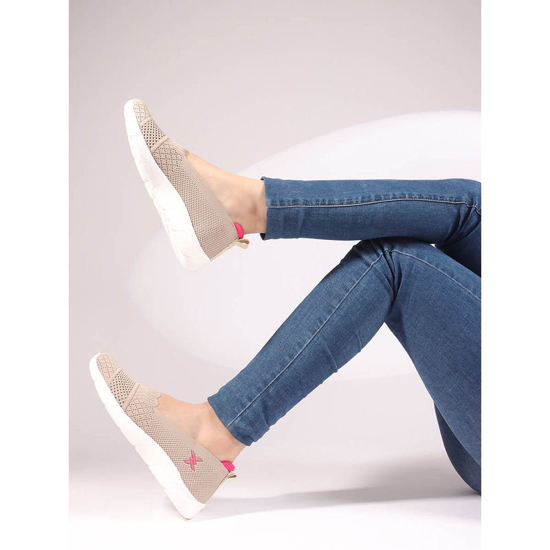 Carlton London Women Lightweight Knit Beige Slip-On Sneakers (EURO 40)