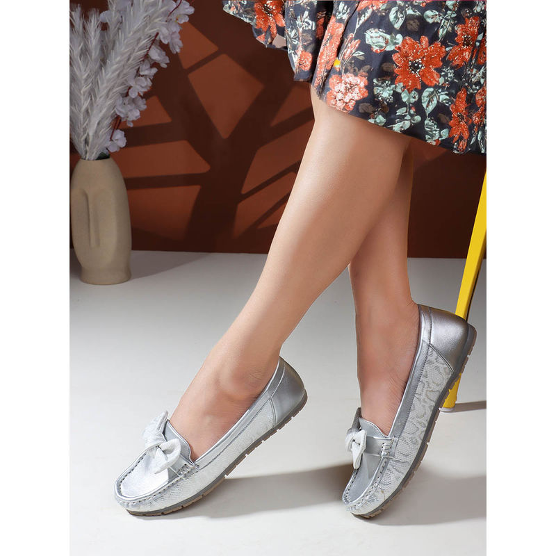 Carlton London Women Classic Bow Detail Silver Loafers (EURO 36)
