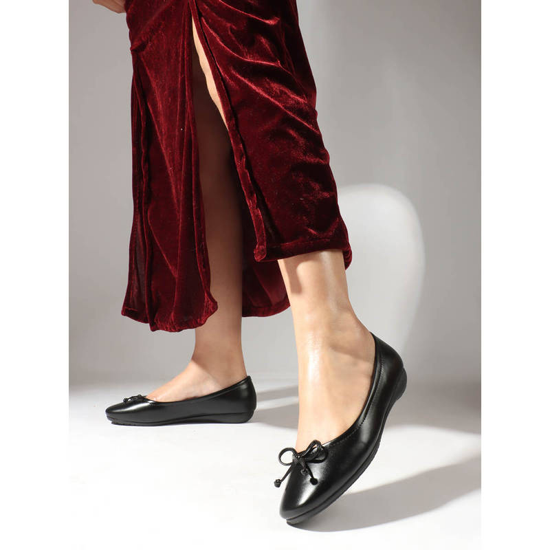 Carlton London Women Metallic Black Ballerina with Bow Accent (EURO 36)