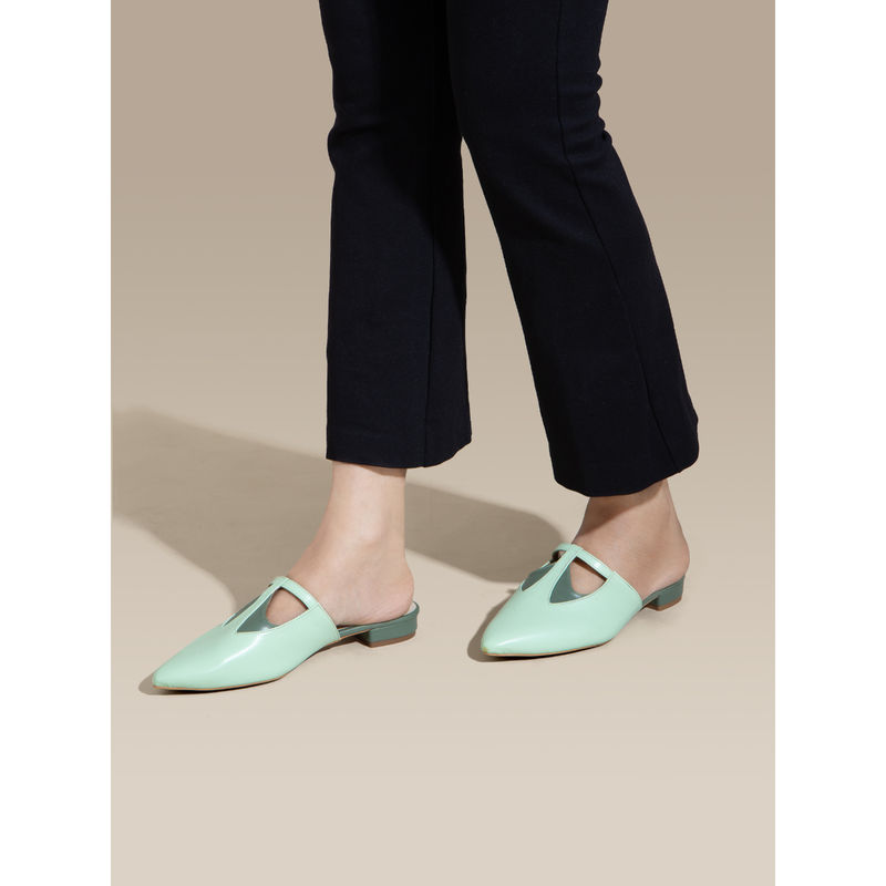 Chaal Chalan Isa Pointed Green Close Toe (EURO 36)