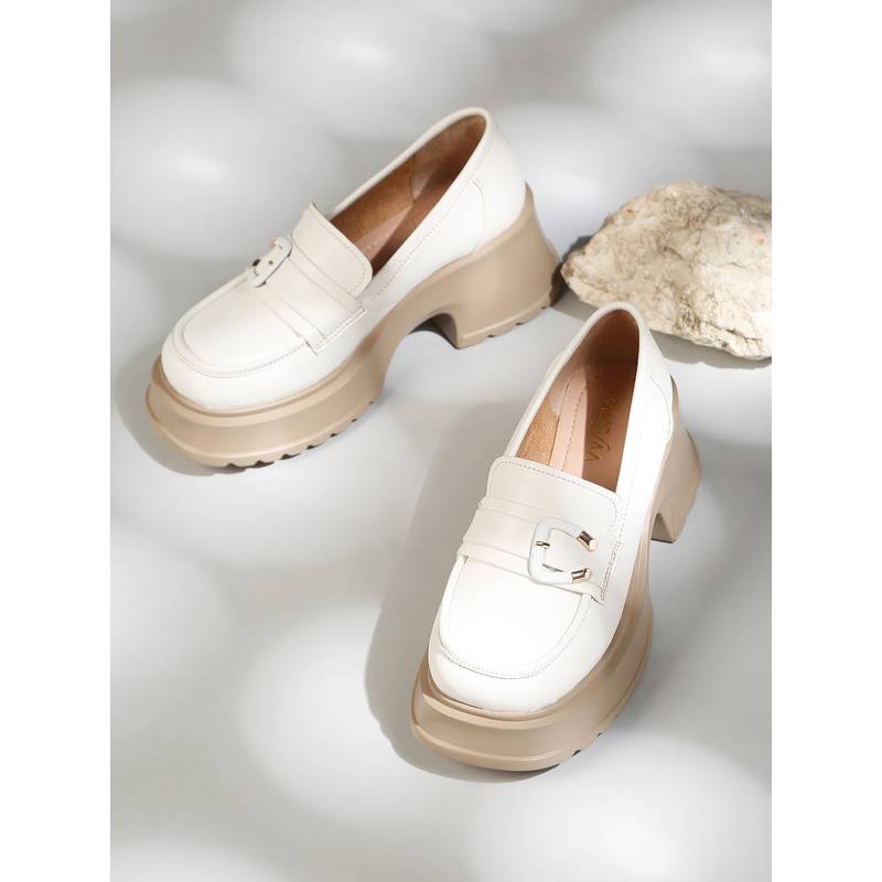 VALIOSAA White Smart Loafers (EURO 35)
