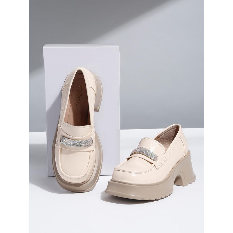 VALIOSAA Cream Evening Loafers (EURO 35)