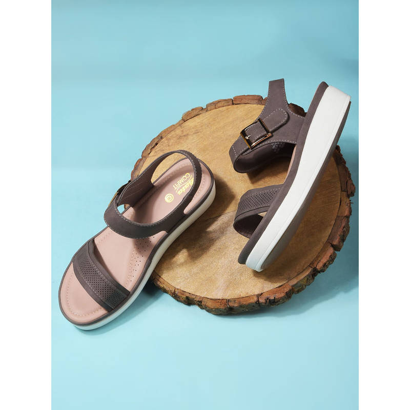 Bata Beige Platform Sandals for Women (UK 5)