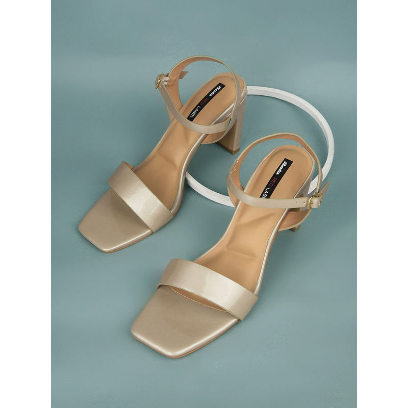Bata Cream Womens Stylish and Comfortable Sandals Heels (UK 7)