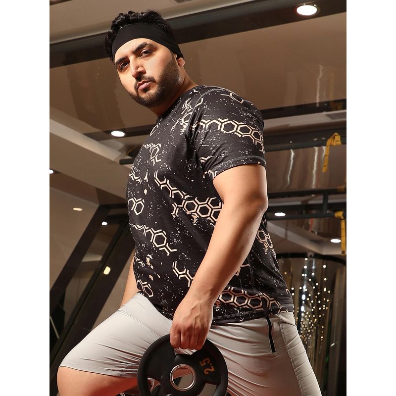 Instafab Plus Men Midnight Black Geometric Activewear T-Shirt (3XL)