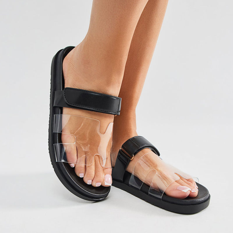 IRUSSH Black No-Fuss Flash Flood Sandals (EURO 35)