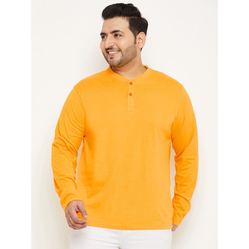 Club York Yellow Solid Plus Size T-Shirt (3XL)