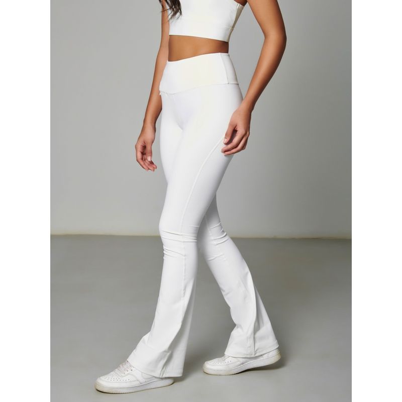 Strongr.Athleisure Women Offwhite Flared Leggings (XS)