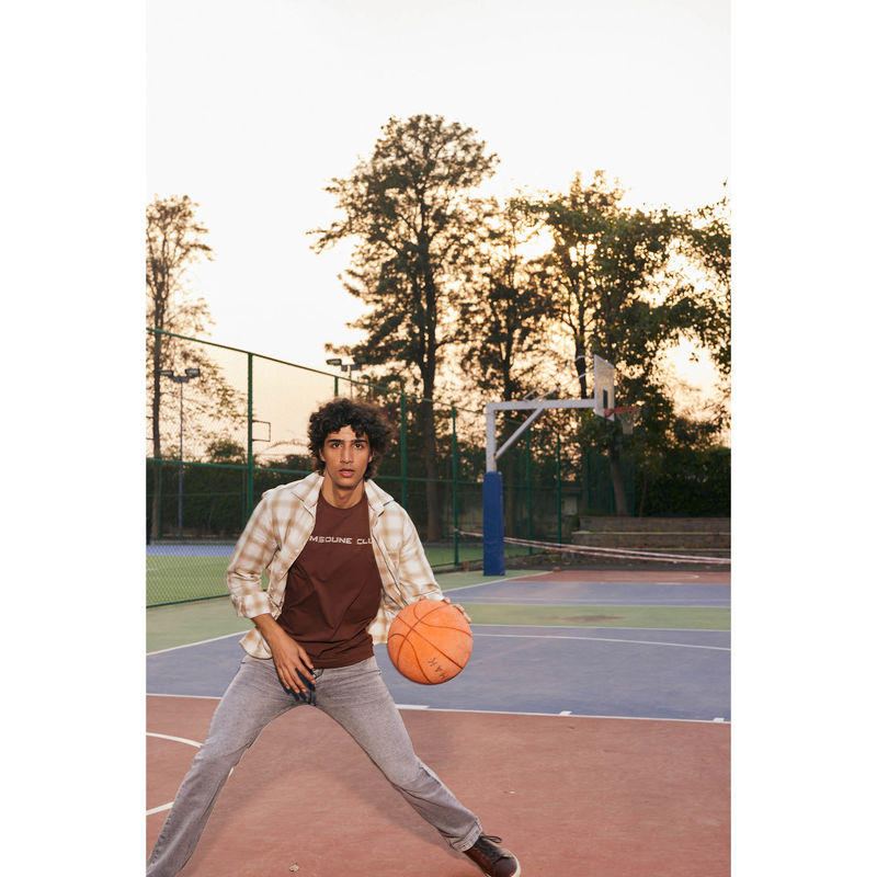 CRIMSOUNE CLUB Men Brown Cotton Typography Regular Fit T-Shirt (M)