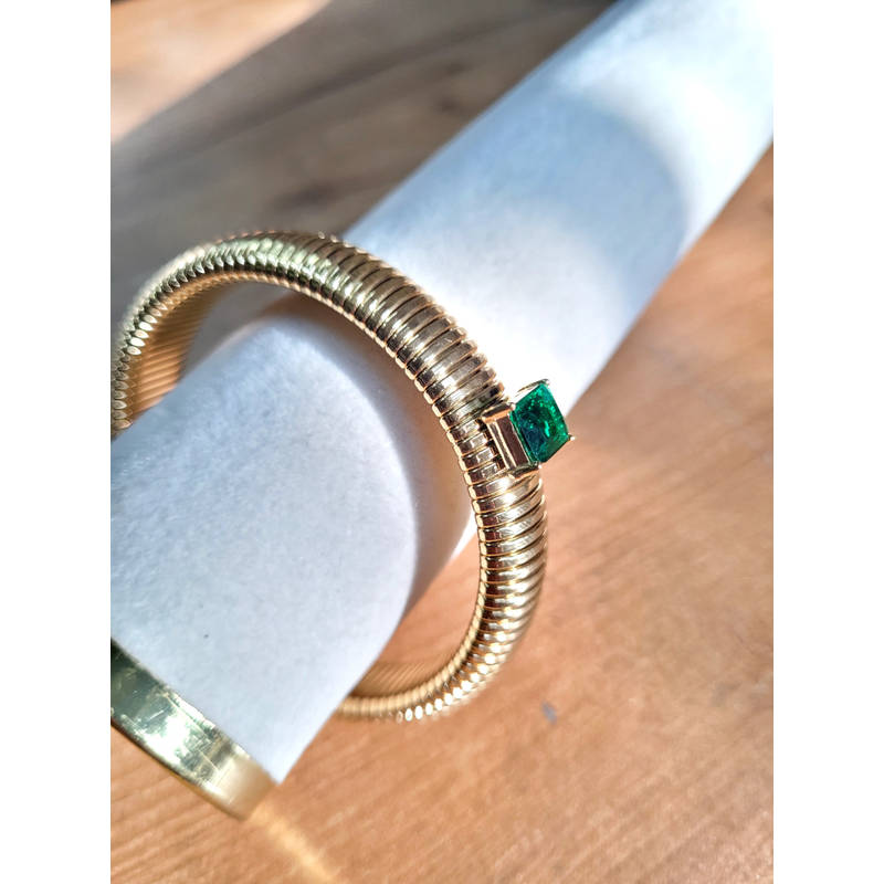 AMOSSH 18K Gold Plated Anti Tarnish Green Zircon Studded Bangle (2.1)