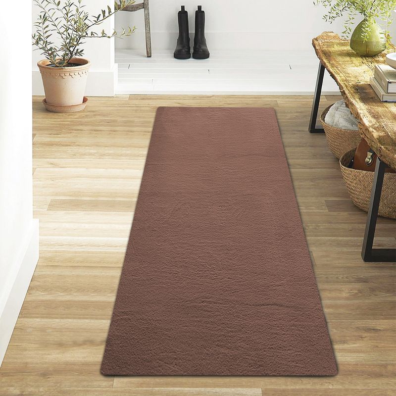 OBSESSIONS Anti-Static Shaggy Bedside Runner, Tan (2.5x5 feet)