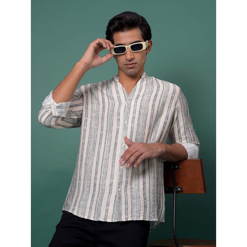 CRIMSOUNE CLUB Men's Grey Vertical Stripes Mandarin Neck Shirt (S)