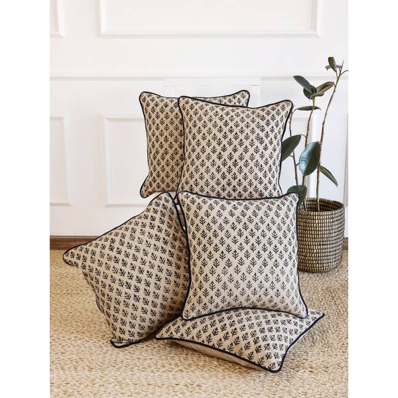 SANSKRUTIHOMES Beige Graphic Velvet Cushion Cover (16x16 inches)