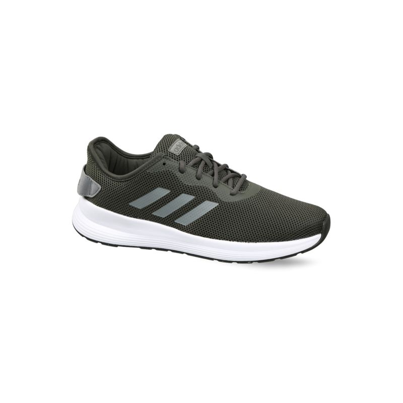 Adidas shoes deals price 800