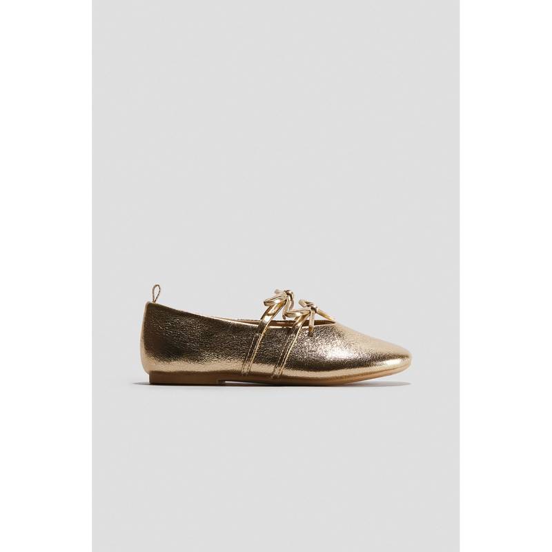 H&M Girls Gold Bow-Detail Mary Janes (UK 7)