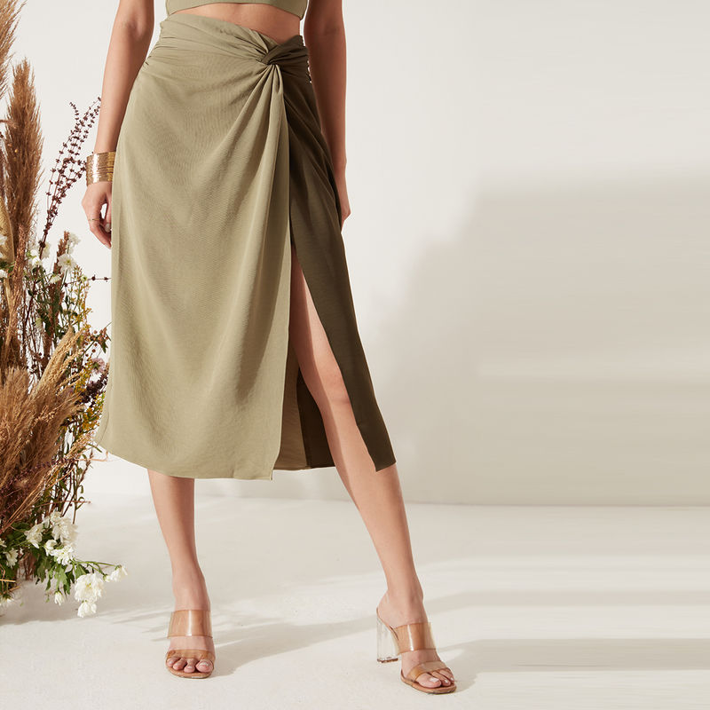 RSVP by Nykaa Fashion Green Colorblock Overlap Midi Slit Skirt (28)