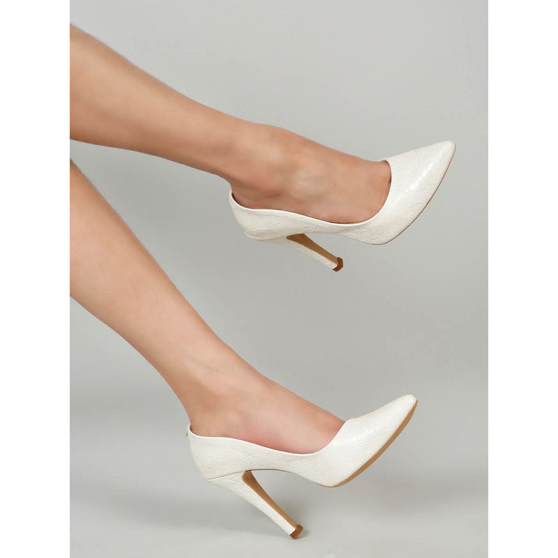 Flat n Heels Women White Pump Heels (EURO 37)