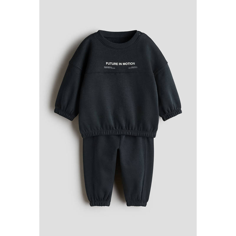 H&M Boys Black 2-Piece Sweatshirt and Joggers (4-6 Months)