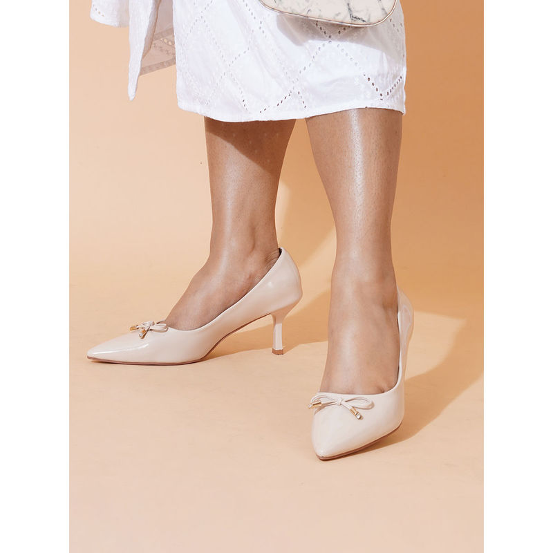 Sherrif Shoes Beige Casual Solid Pumps (EURO 39)