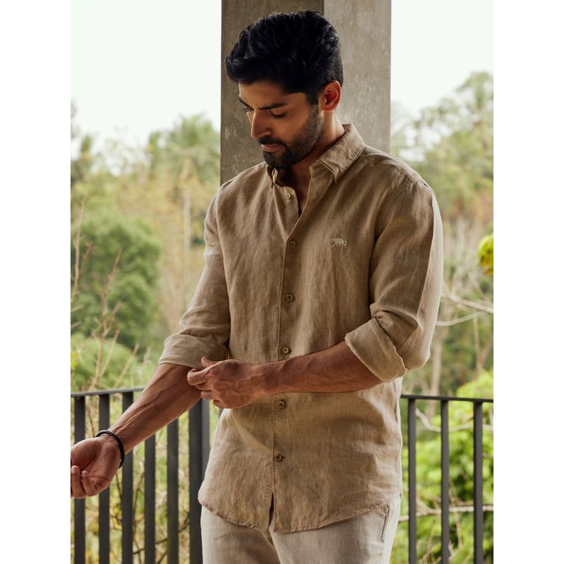 Andamen Raw Umber Brown Regular Fit Shirt (S)