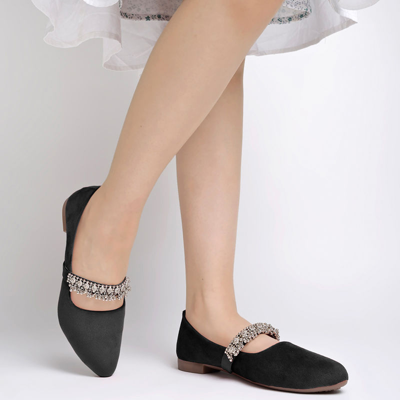 Shoetopia Embellished Slip-On Black Bellies (EURO 36)