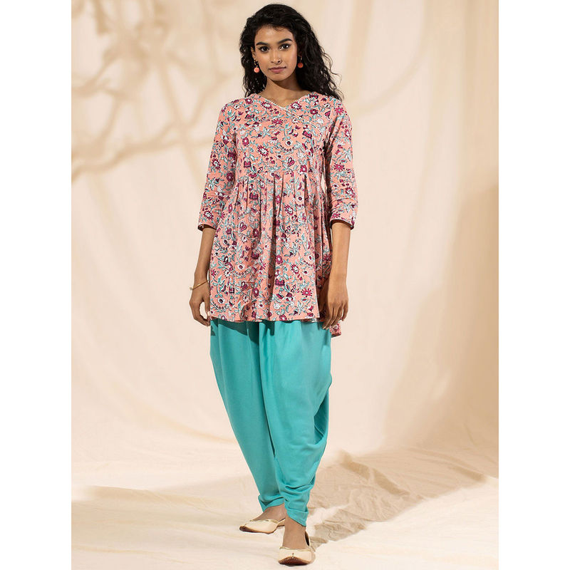 Magenta pink kurta and dhoti pants with floral jacket set- Set Of Three by  Desi Doree | The Secret Label