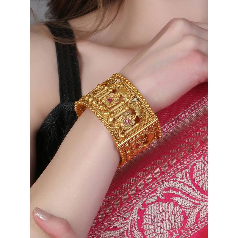 Adwitiya Women Gold Plated Stone Studded Pearl Beaded Cuff (2.4)