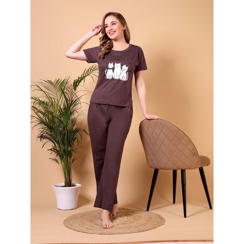 Bedtime Story Wine Printed Comfortable T-Shirt and Pyjama (S)
