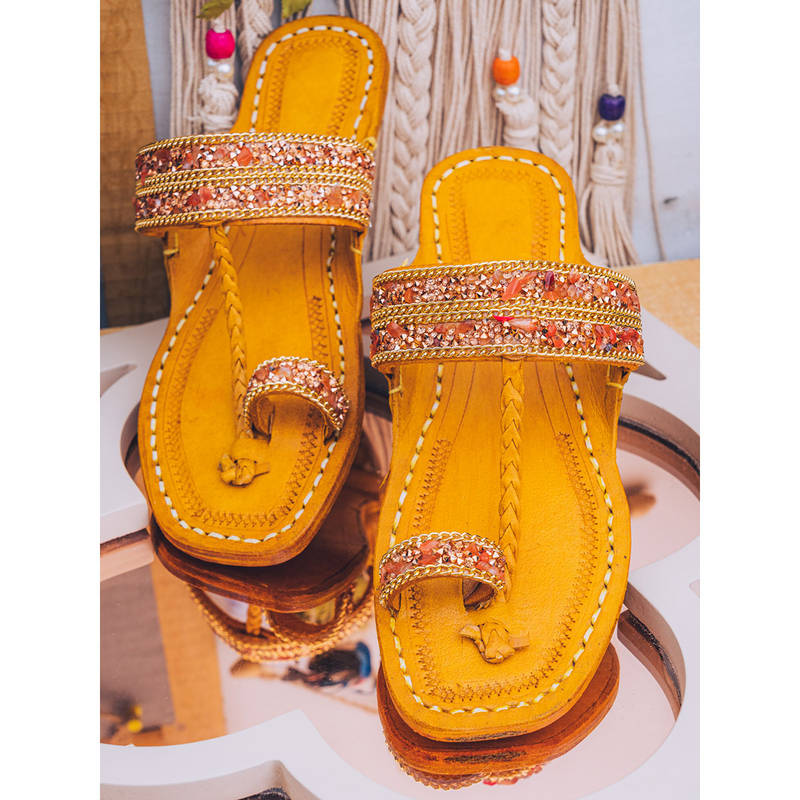 NR BY NIDHI RATHI Women Yellow One Toe Kolhapuris (EURO 36)