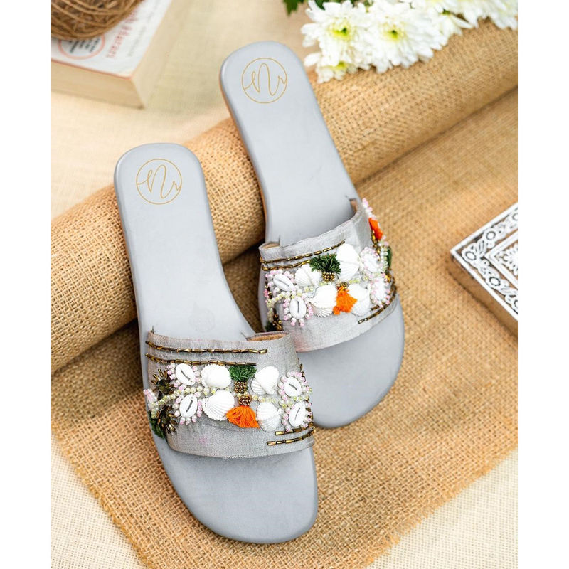 NR BY NIDHI RATHI Embellished Round Toe Grey Flats (EURO 36)