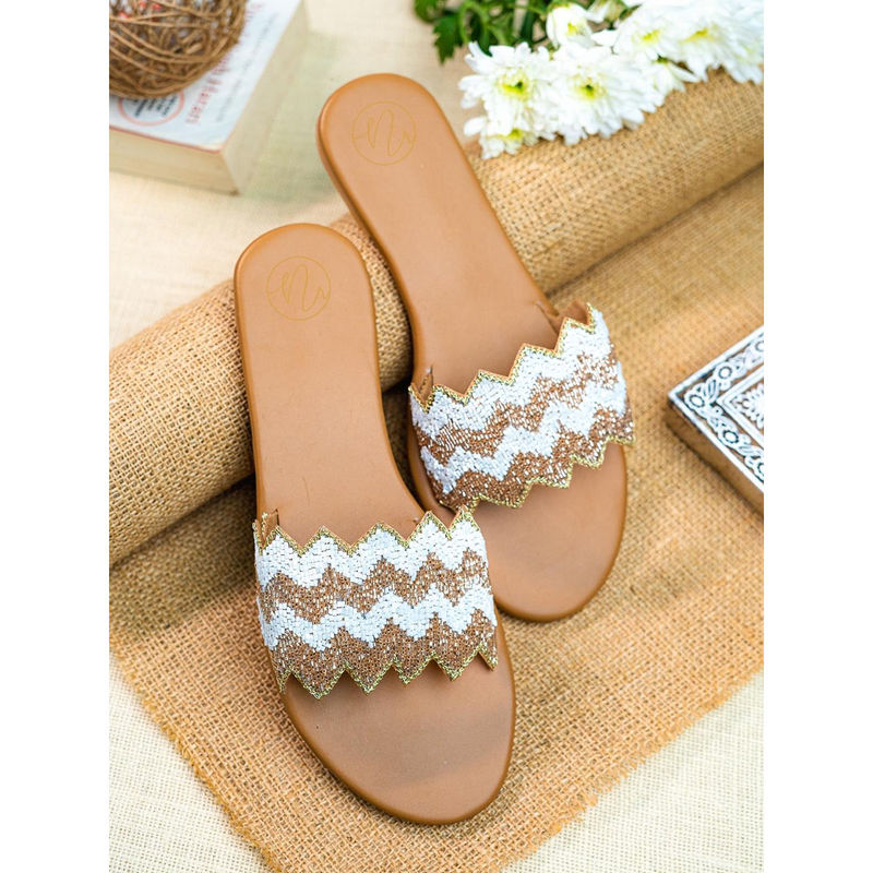 NR BY NIDHI RATHI Embellished Round Toe Multi-Color Flats (EURO 40)