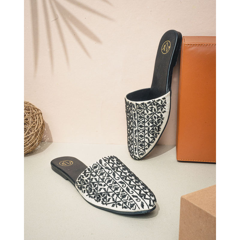 NR BY NIDHI RATHI Women Round Toe Ethnic Embellished Fabric Black Mules (EURO 36)