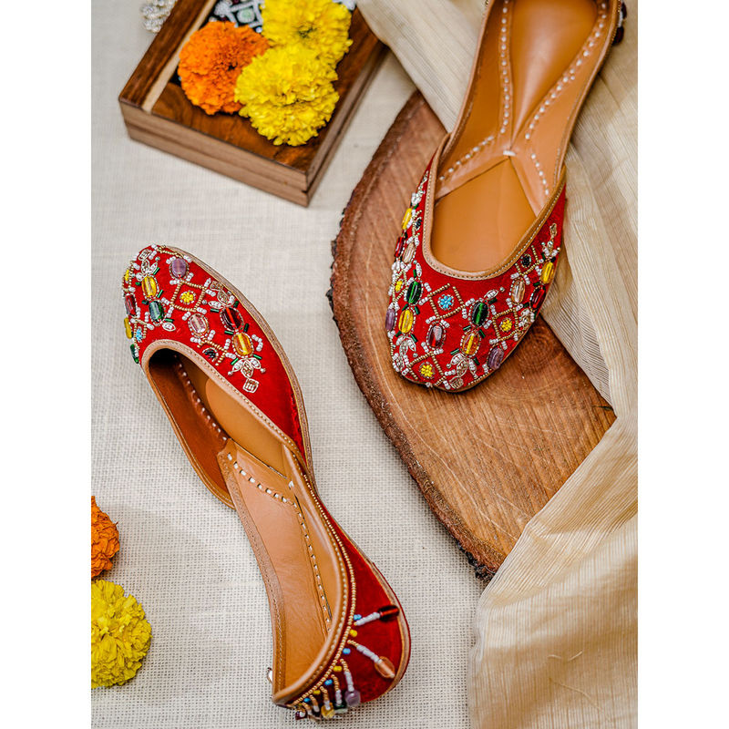 NR BY NIDHI RATHI Embellished Ethnic Red Juttis (EURO 36)