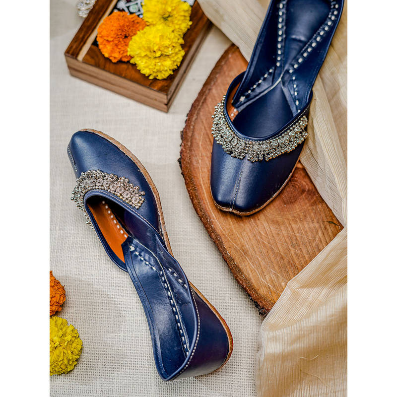 NR BY NIDHI RATHI Ghungroo Embellished Ethnic Navy Blue Juttis (EURO 36)