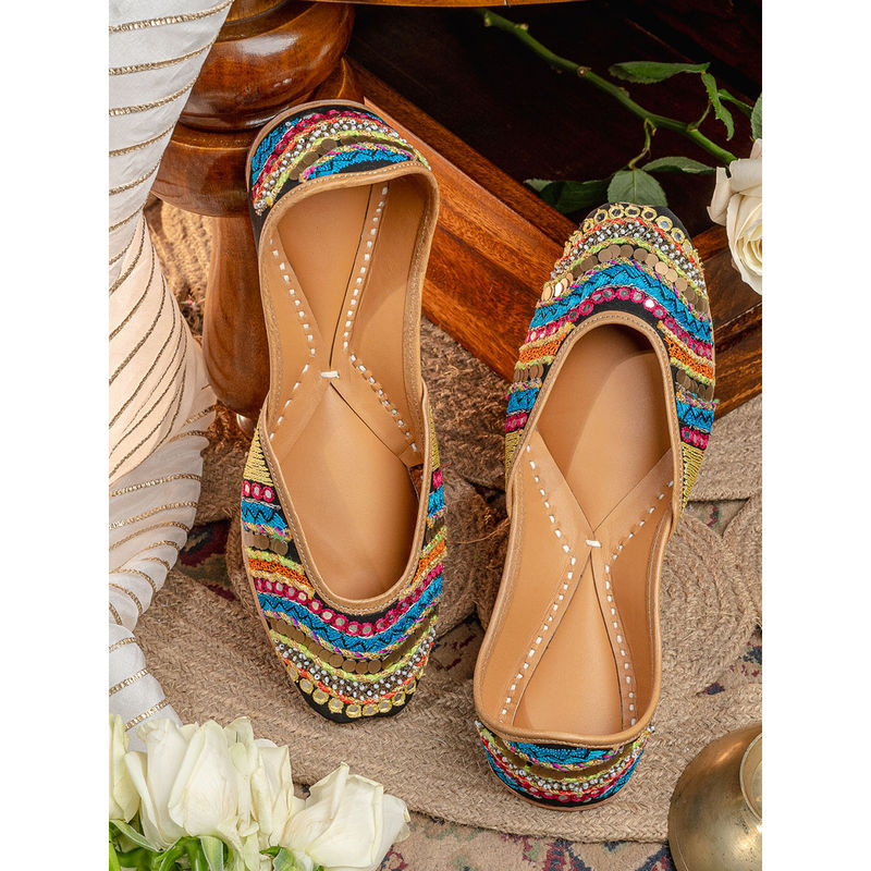 NR BY NIDHI RATHI Women Boho Theme Black Embellished Leather Ethnic Juttis (EURO 37)