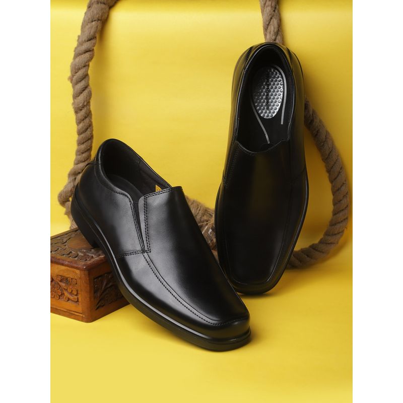 Hush Puppies Men Black Slip-On Formal Shoes (UK 6)