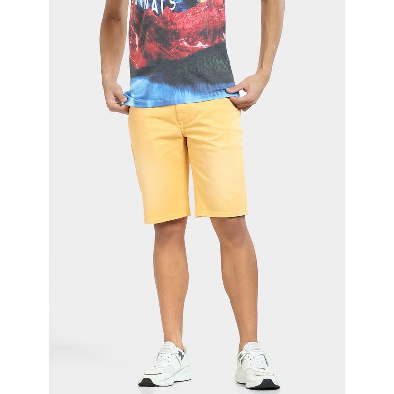 Jack & Jones Men Solid Yellow Shorts (L)