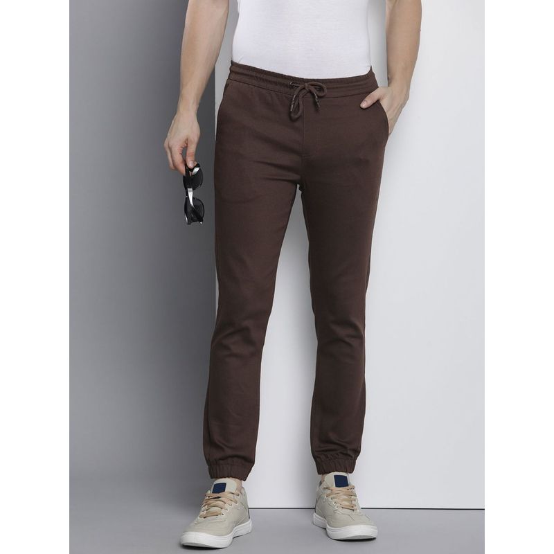The Indian Garage Co Men Brown Solid/Plain Joggers (34)