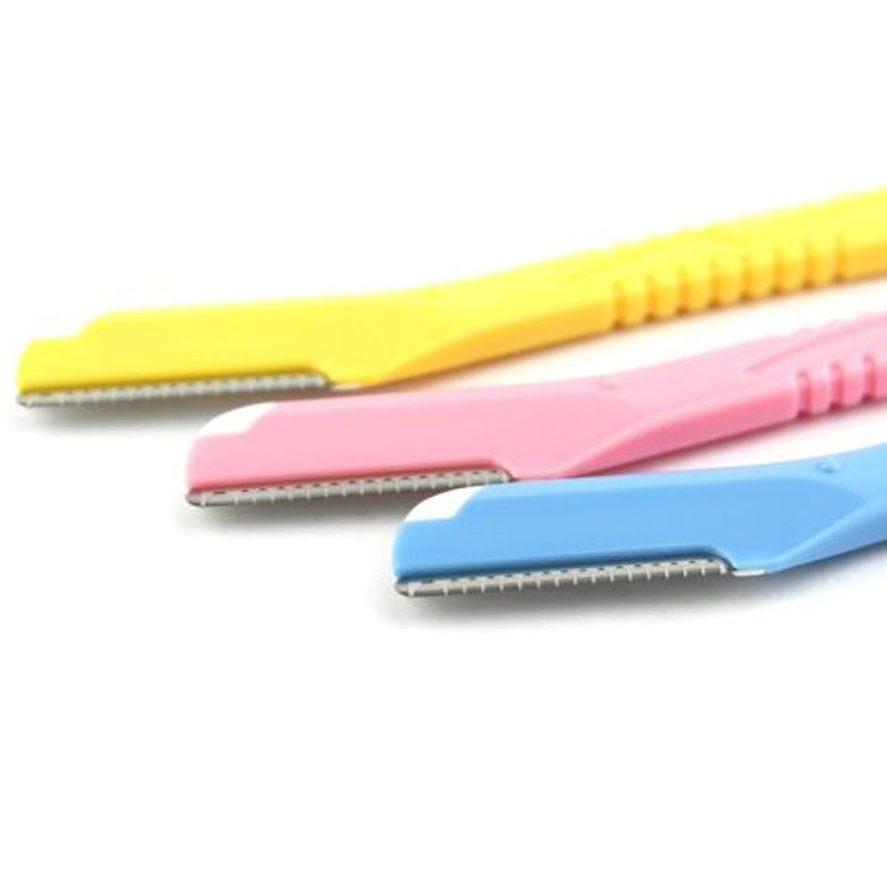 nykaa eyebrow trimmer