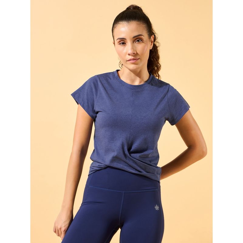 Cultsport Front Knot Stylised T-Shirt (S)